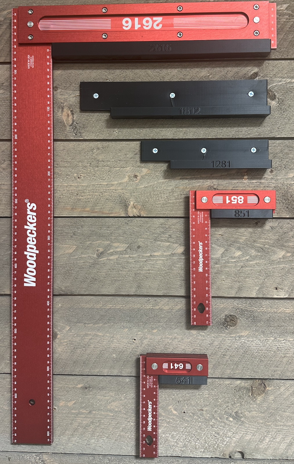 Woodpeckers - Square Hangers