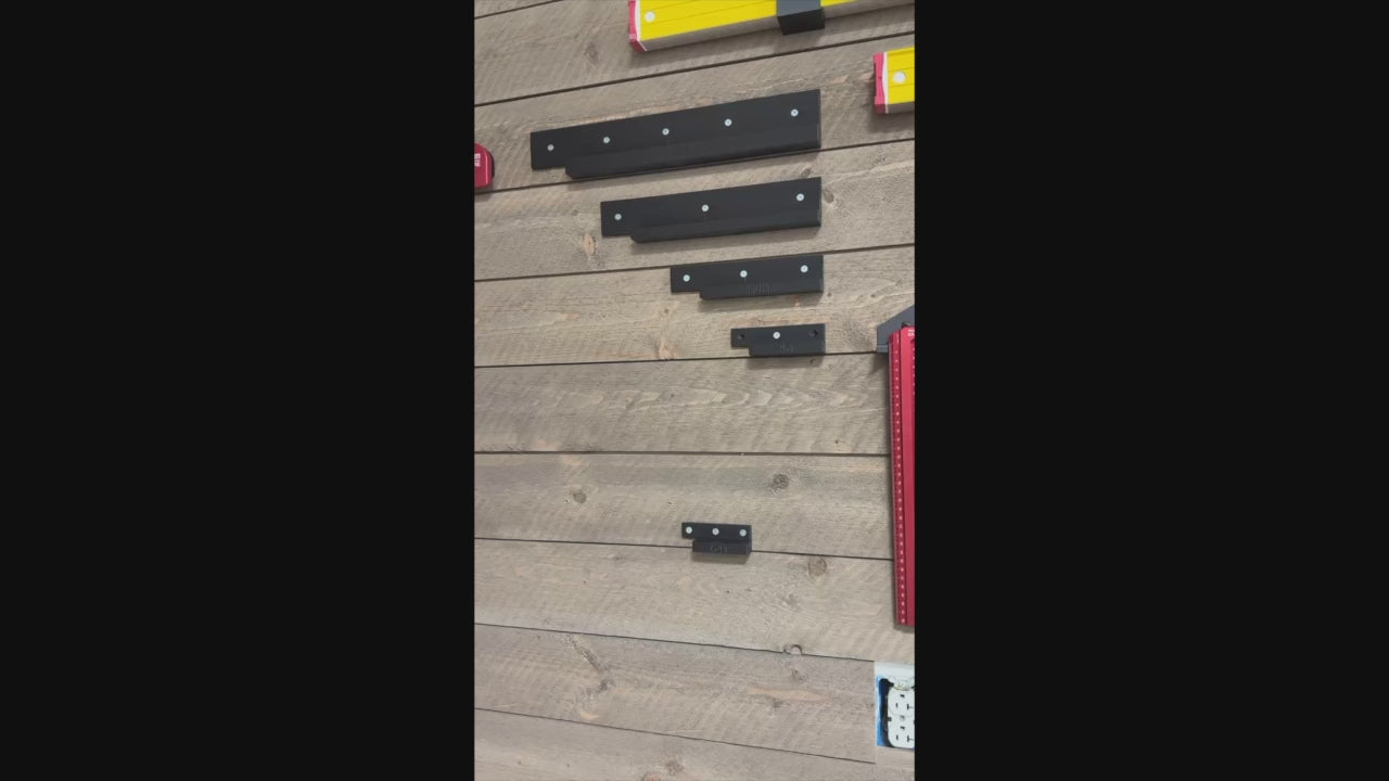Woodpeckers - Square Hangers